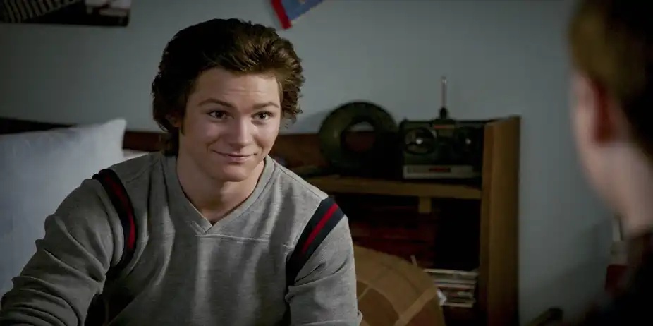 Young Sheldon S4 E16 - A Second Prodigy and the Hottest Tips for Pouty Lips