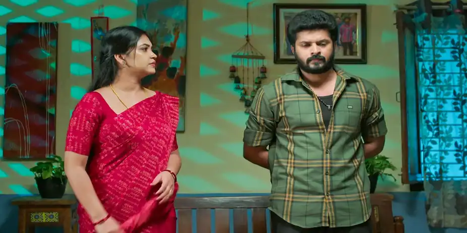 Gunde Ninda Gudi Gantalu S1 E778 - Meena Fumes at Balu