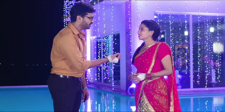 Watch Rani Padmini Devi S1 E3 - Gowtham, Maheshwari's First Meeting on ...