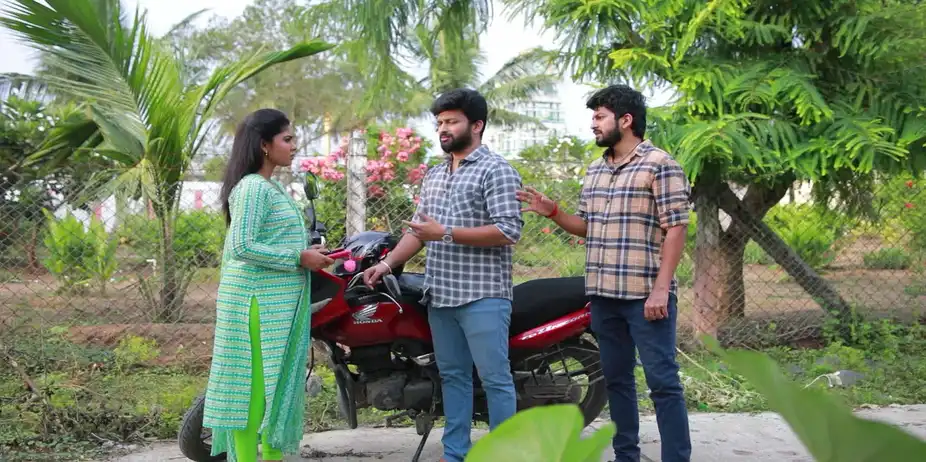 Pandian Stores 2 S2 E27 - Kathir's Secret Plan