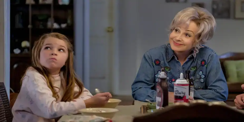 Young Sheldon S2 E12 - A Tummy Ache and a Whale of a Metaphor