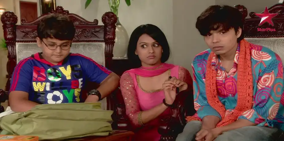 Ek Hazaaron Mein Meri Behna Hai S5 E20 - Maanvi makes short film