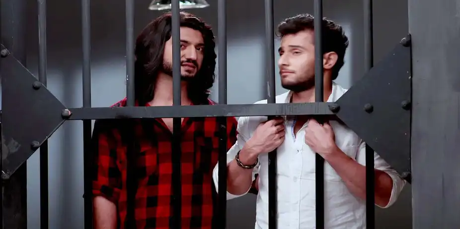 Ishqbaaz S1 E17 - Om, Rudra are Arrested!