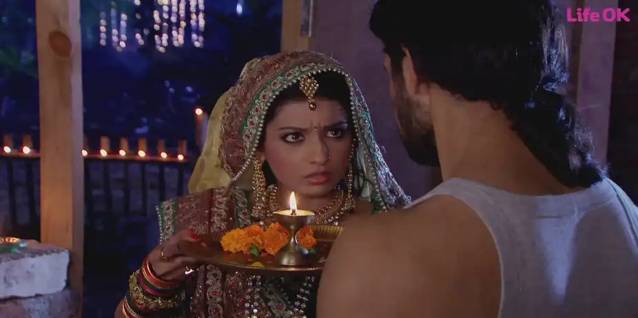 Ek Boond Ishq S3 E5 - Tara And Mrityunjay Perform Puja