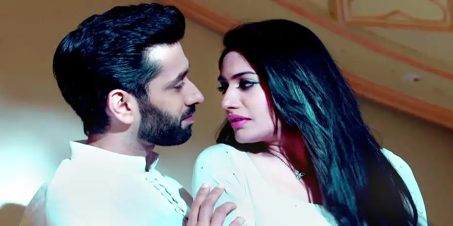 Ishqbaaz S4 E32 - Shivaay, Anika Get Cosy!