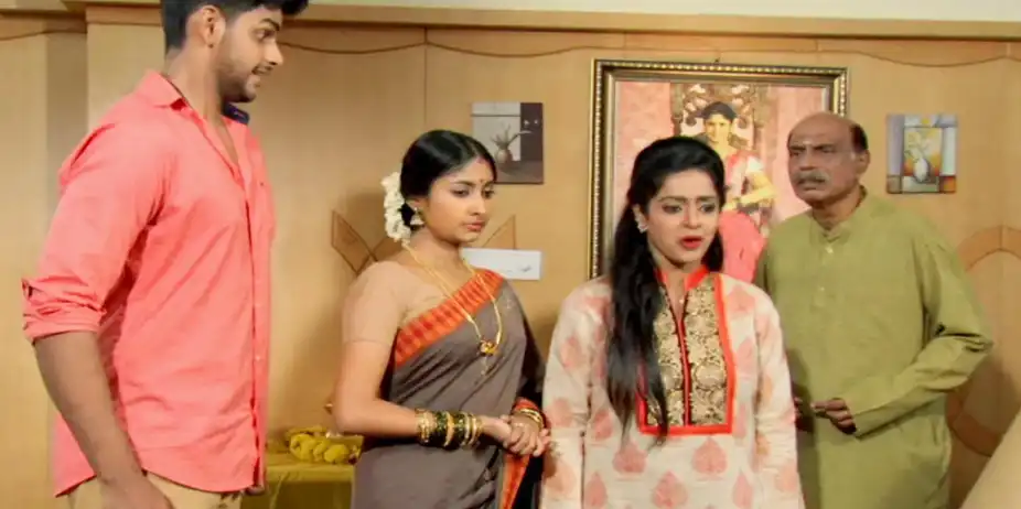 Durga S8 E22 - Durga To Go To Haridwar