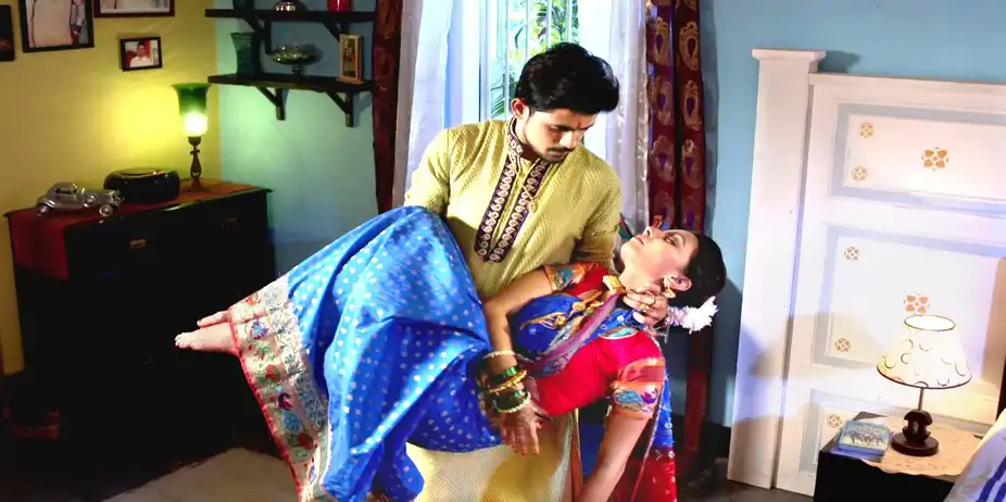 Goth S3 E7 - Radha Faints!