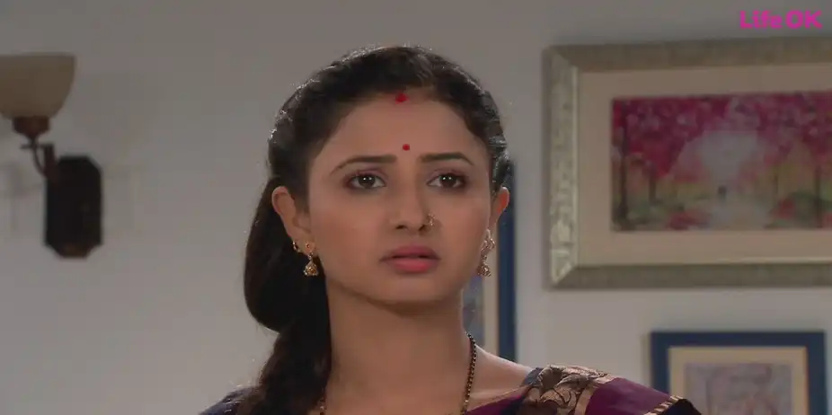 Gustakh Dil S13 E8 - Sunaina shows her concern for Laajo