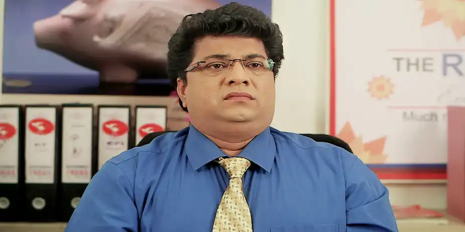 Ga Sahajani S2 E19 - Why Is Dhabadgaonkar Worried?