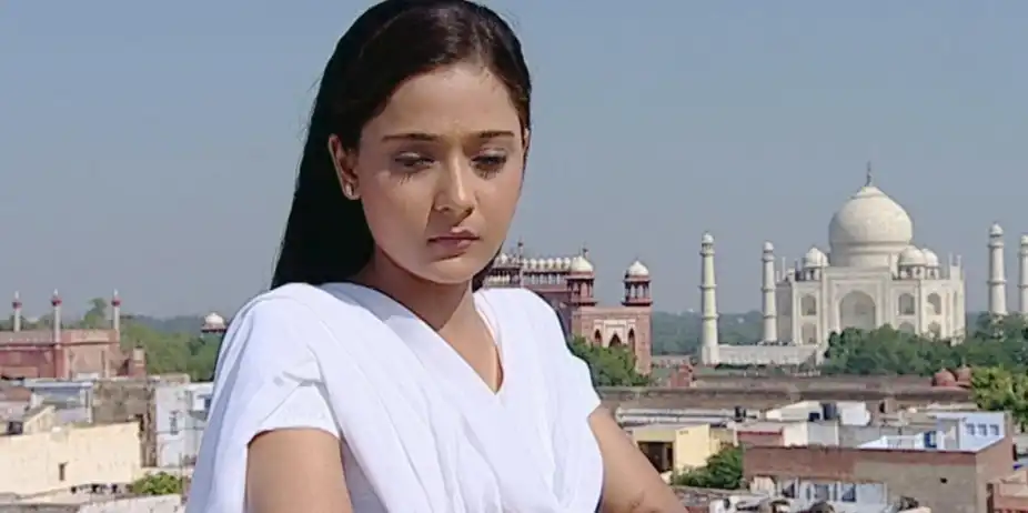 Sapna Babul Ka... Bidaai S1 E9 - Sadhana Is In Shock