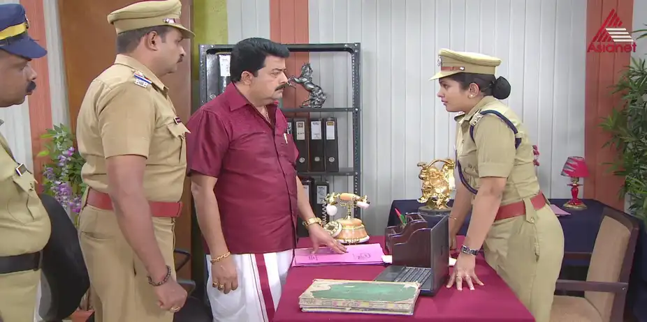Parasparam S23 E26 - Deepthi Arrests Prabhakaran