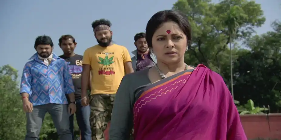 Bodhuboron S30 E19 - Indira Tries to Escape