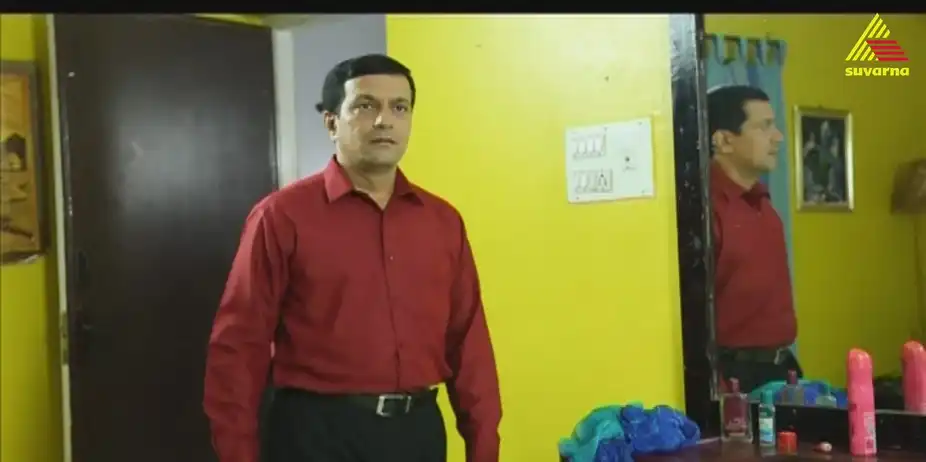 Preethi Endarenu S2 E6 - Achyut sees Abhi at home!