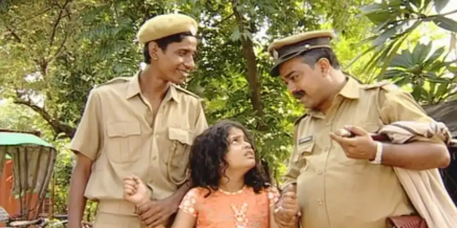 Amma S1 E6 - Thanga Tricks The Police