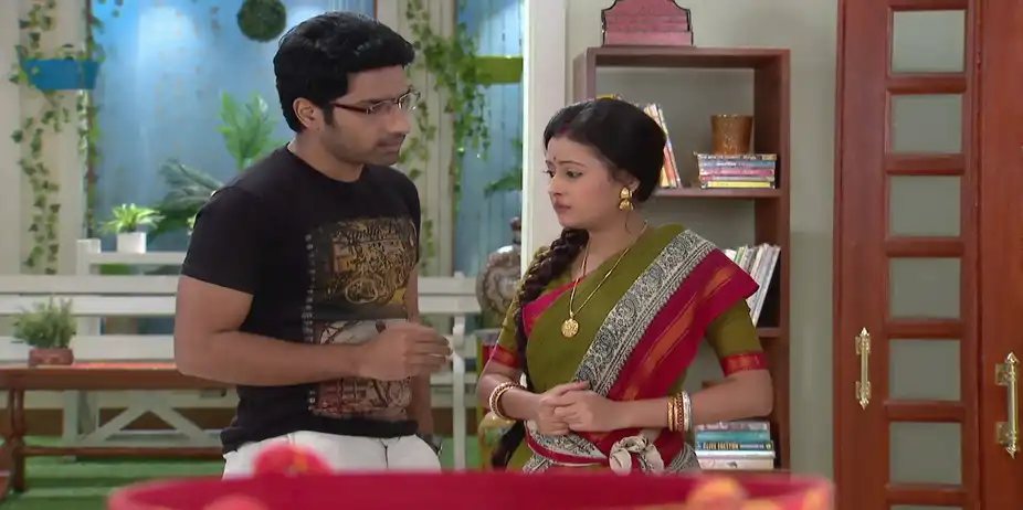 Ke Apon Ke Por S4 E28 - Param Takes Care Of Joba