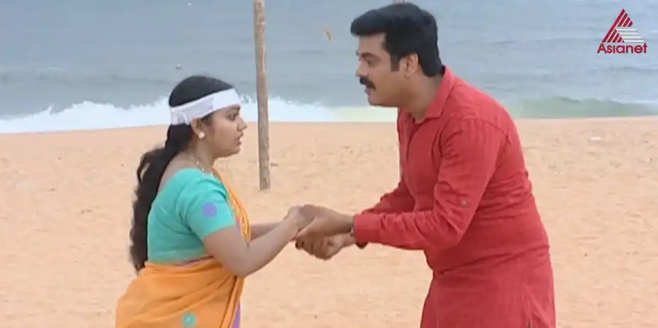 Chandanamazha S12 E6 - Amrutha is able to walk again!