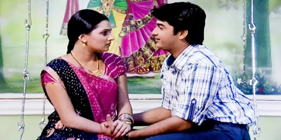 Hamari Deevrani S2 E35 - Mohan, Bhakti Spend Time Together