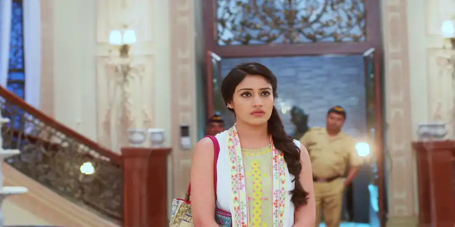Ishqbaaz S2 E20 - Anika Talks to the Cops