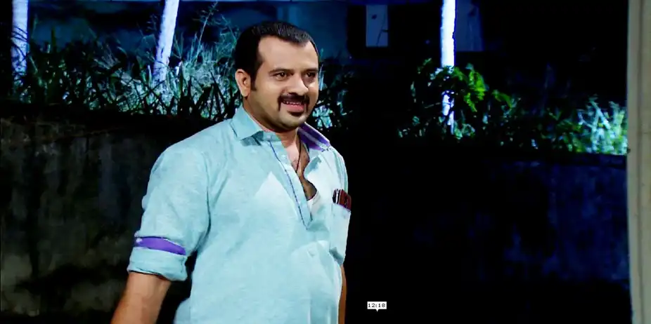 Bharya S4 E35 - Narendran Executes His Plan