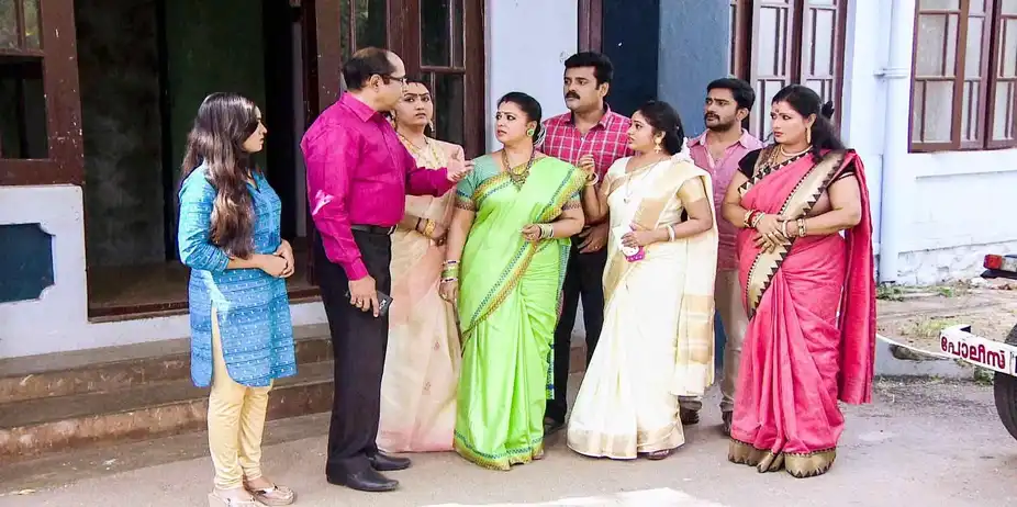 Chandanamazha S23 E5 - Will Urmila Be Released?