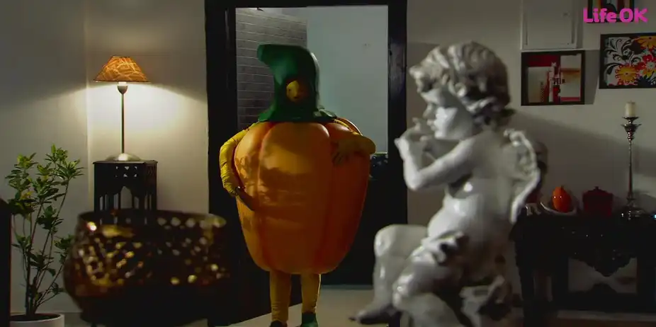 SuperCops Vs Super Villains S1 E20 - The giant vegetable killer