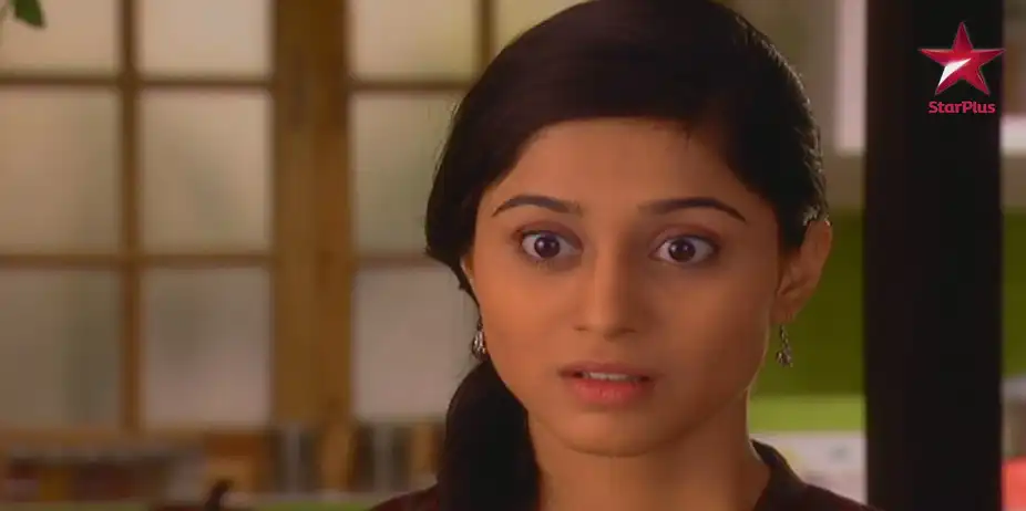 NAVYA - Naye Dhadkan Naye Sawaal S1 E10 - Navya's narrow escape