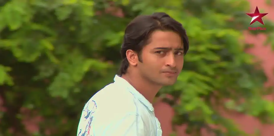 NAVYA - Naye Dhadkan Naye Sawaal S2 E30 - Anant plans a party for Navya