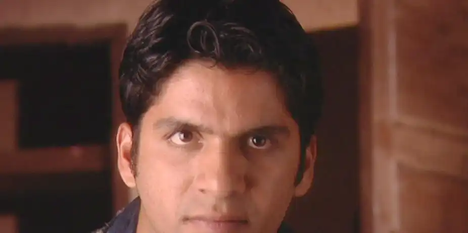 Kumkum - Ek Pyara Sa Bandhan S6 E25 - Virendra Threatens to Kill Kumkum