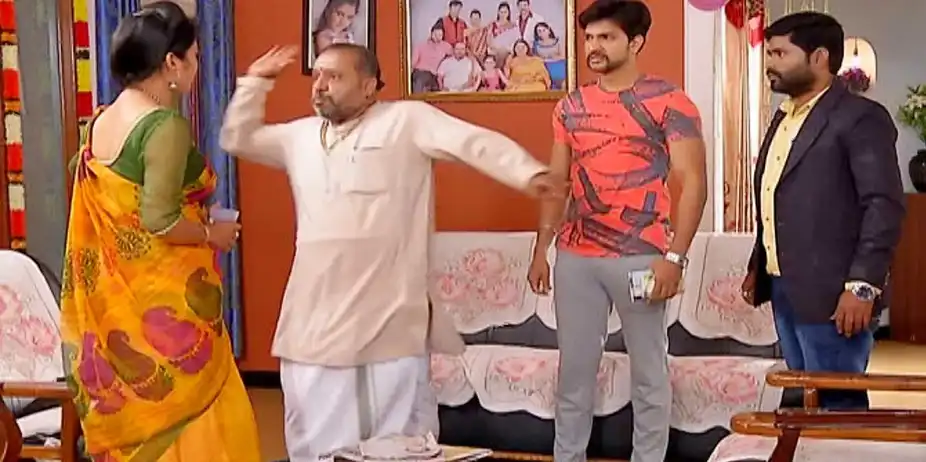 Avanu Mathe Shravani S22 E97 - Hanume Gowda Slaps Priyanka