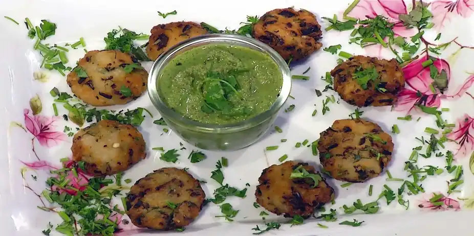 Paakashaale S23 E24 - Avalakki Vade and Pineapple Halwa