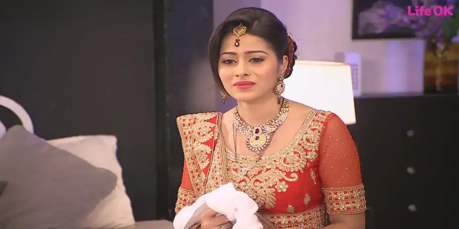 Kalash...Ek Vishwaas S3 E14 - Devika goes missing