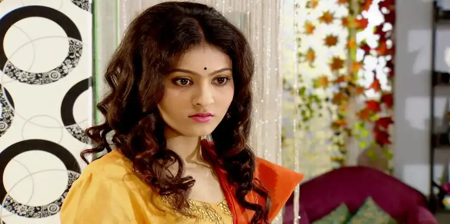 Punyi Pukur S6 E35 - Aratrika Attempts Suicide?