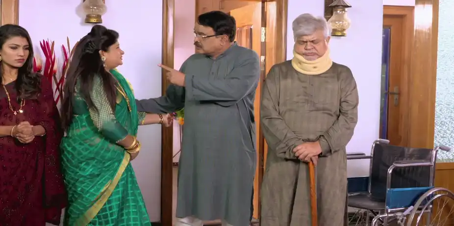 Sindhoora S5 E28 - Ramanand Ousts Rajeshwari