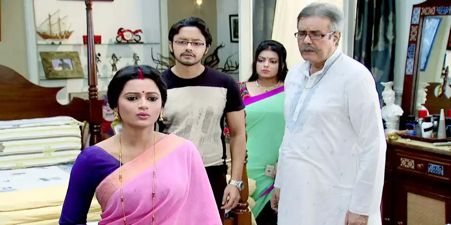 Milon Tithi S8 E28 - Ahana Gets Helping Hand