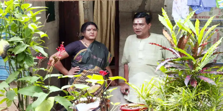 Chandanamazha S22 E1 - Nagappan, Anbujam get Questioned