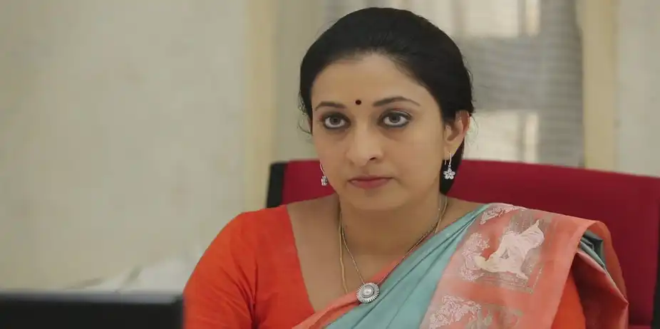 Pagal Nilavu S2 E7 - Revathi to be Transferred!