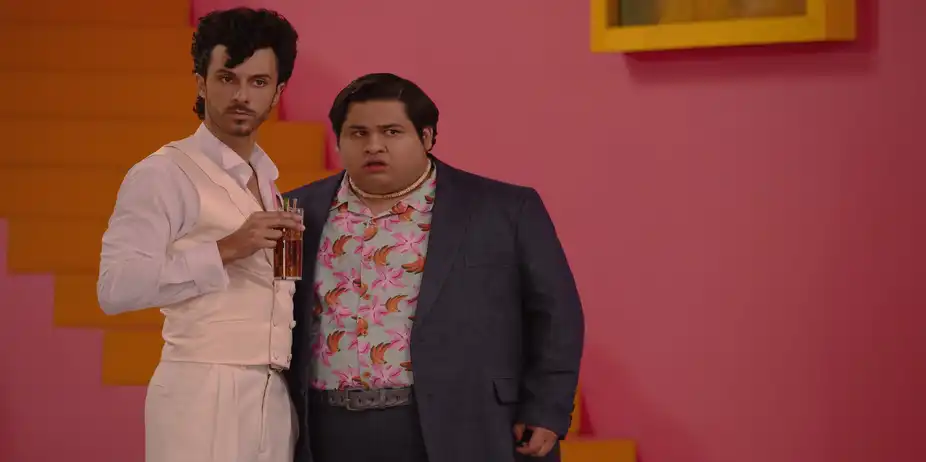Acapulco S3 E5 - Sweet Dreams Are Made of This