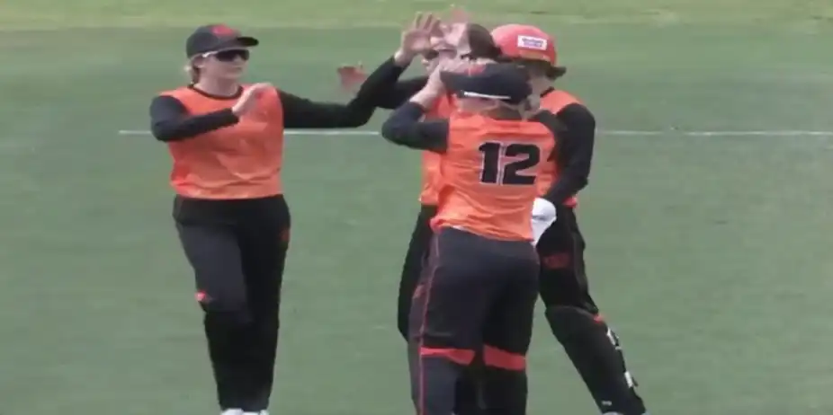 Perth Scorchers Women beat ACT Meteors by 4 runs on DLS | Match 13