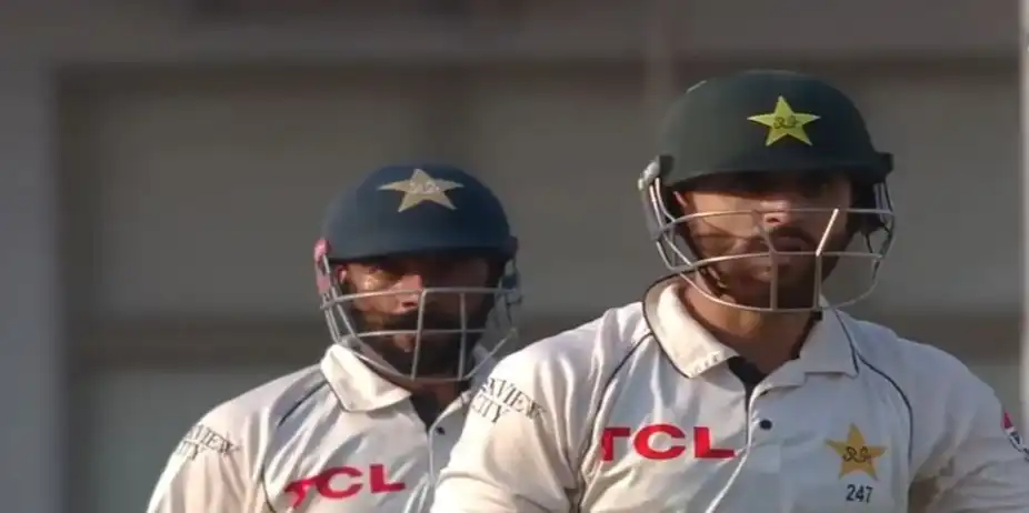2nd Test, 2nd Innings, Pakistan: All Sixes