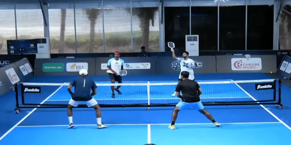 Match 14: Akash/Nikhil 11-15 Dhiren/Suraj 