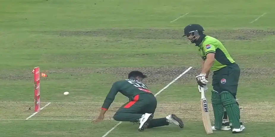 DRAMA! Salman Agha falls after Miraz's alert fielding