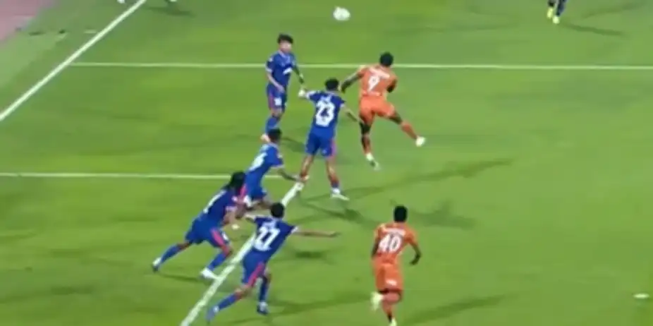 POWER HEADER! Effiong finds the net effortlessly