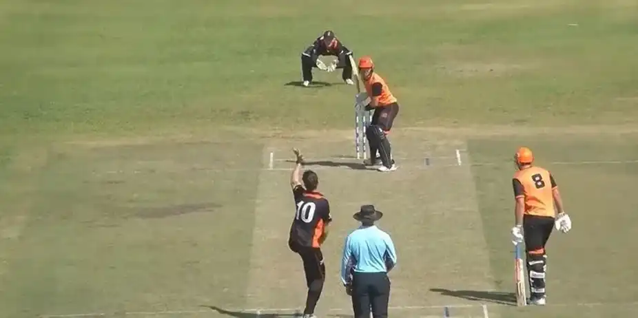 Baxter Holt's 54* off 36 | Match 29