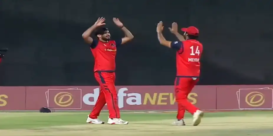 IAS Invincibles beat Majees Titans by 4 wickets | Match 8