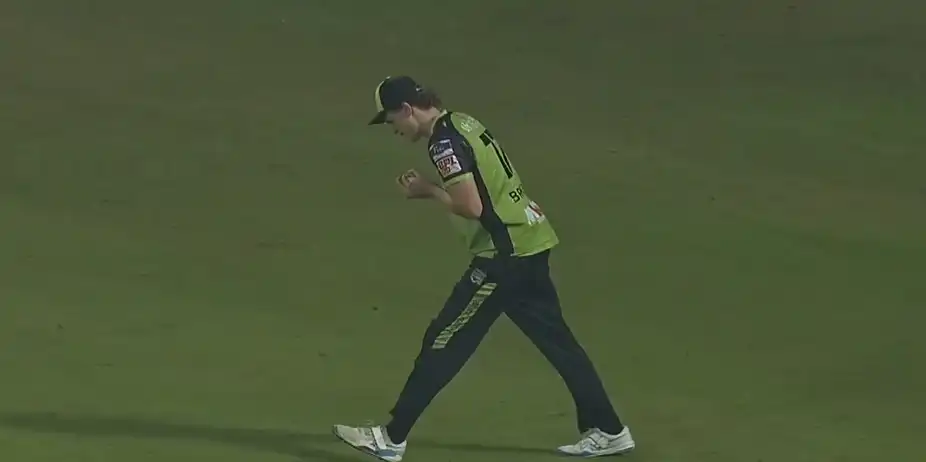 44W! Omarzai pumps the breaks on Asif Ai