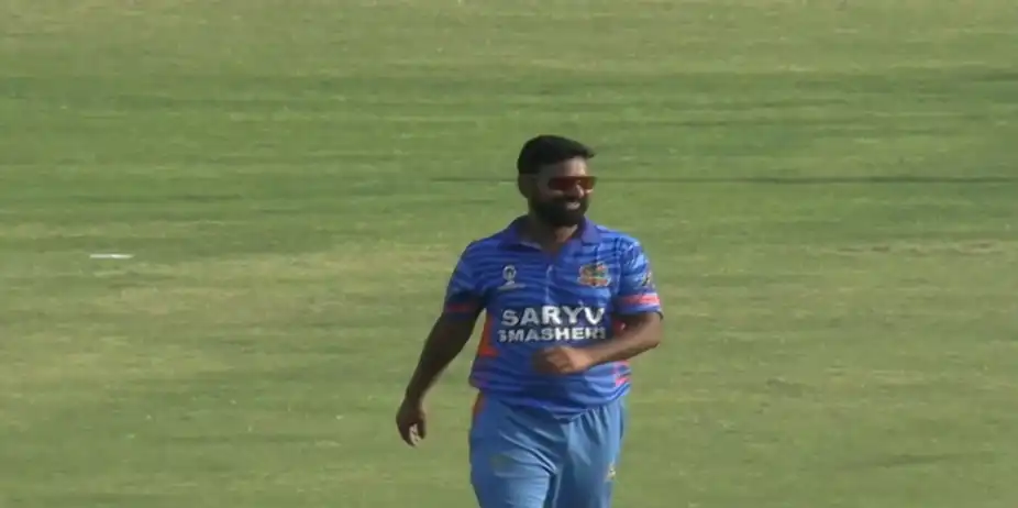 Divya Prakash Singh's 3 for 34 | Match 27