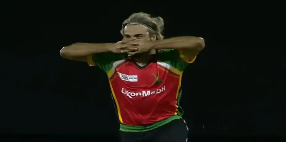 Imran Tahir's 4 for 23 | Match 4