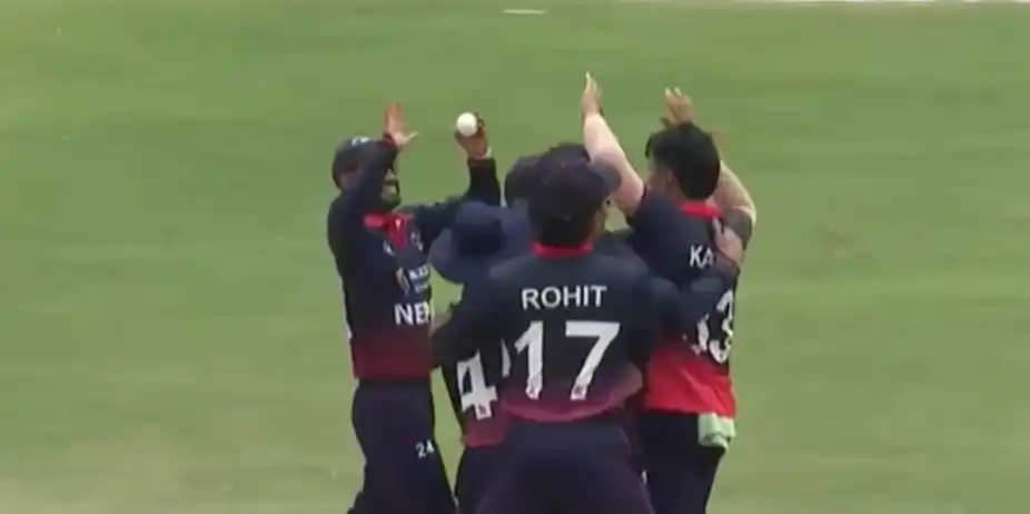 Karan KC's 4 for 19 | Match 98