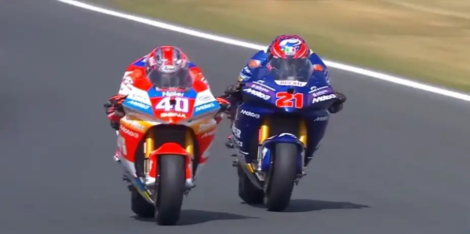 MotoE France 2025: Race 2 - Full Replay 