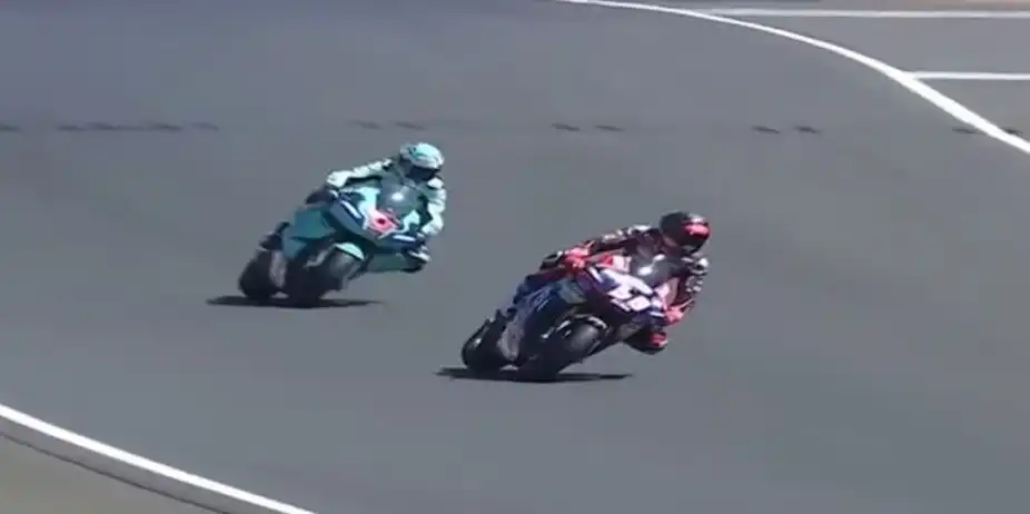 MotoE France 2025: Race 1 - Highlights